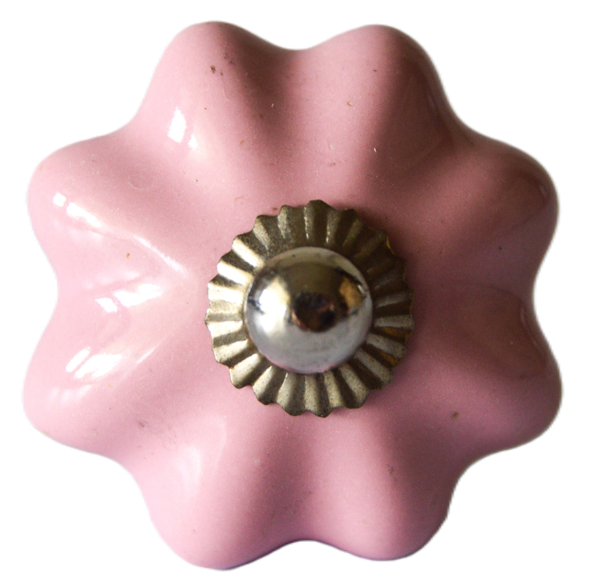 Collection de boutons de meuble en céramique peinte à la main, motifs artisanaux indiens d’Udaipur, disponibles en plusieurs variantes.