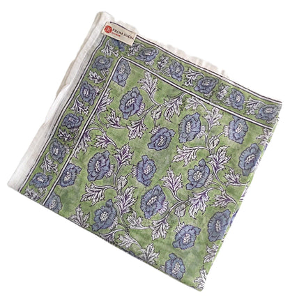 Bandana carré Bangalore 50x50 cm en coton Block Print, motif floral bleu grisé sur fond vert d’eau avec bordure assortie, From India Boutique.