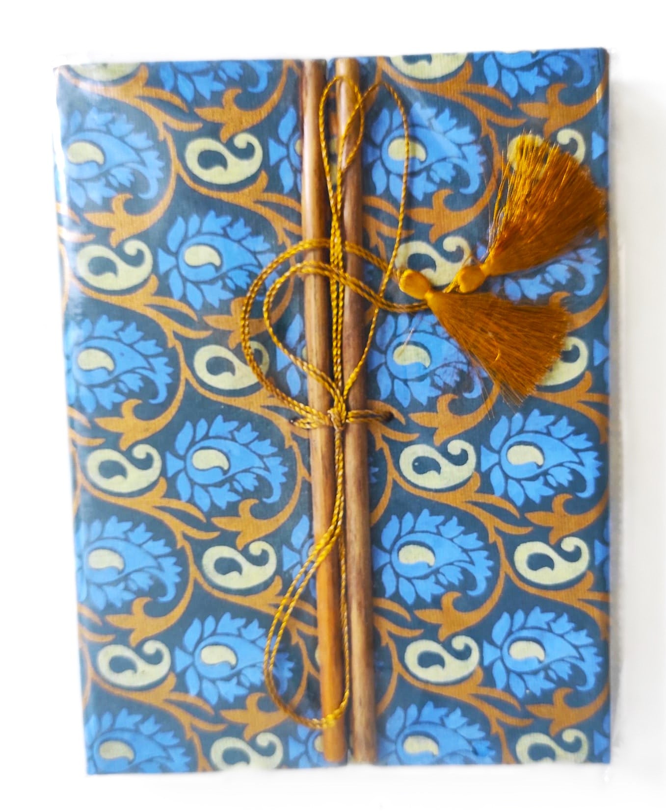 Carnet artisanal URVEE en papier coton recyclé avec couverture textile Block Print, fabriqué à Bangalore en Inde