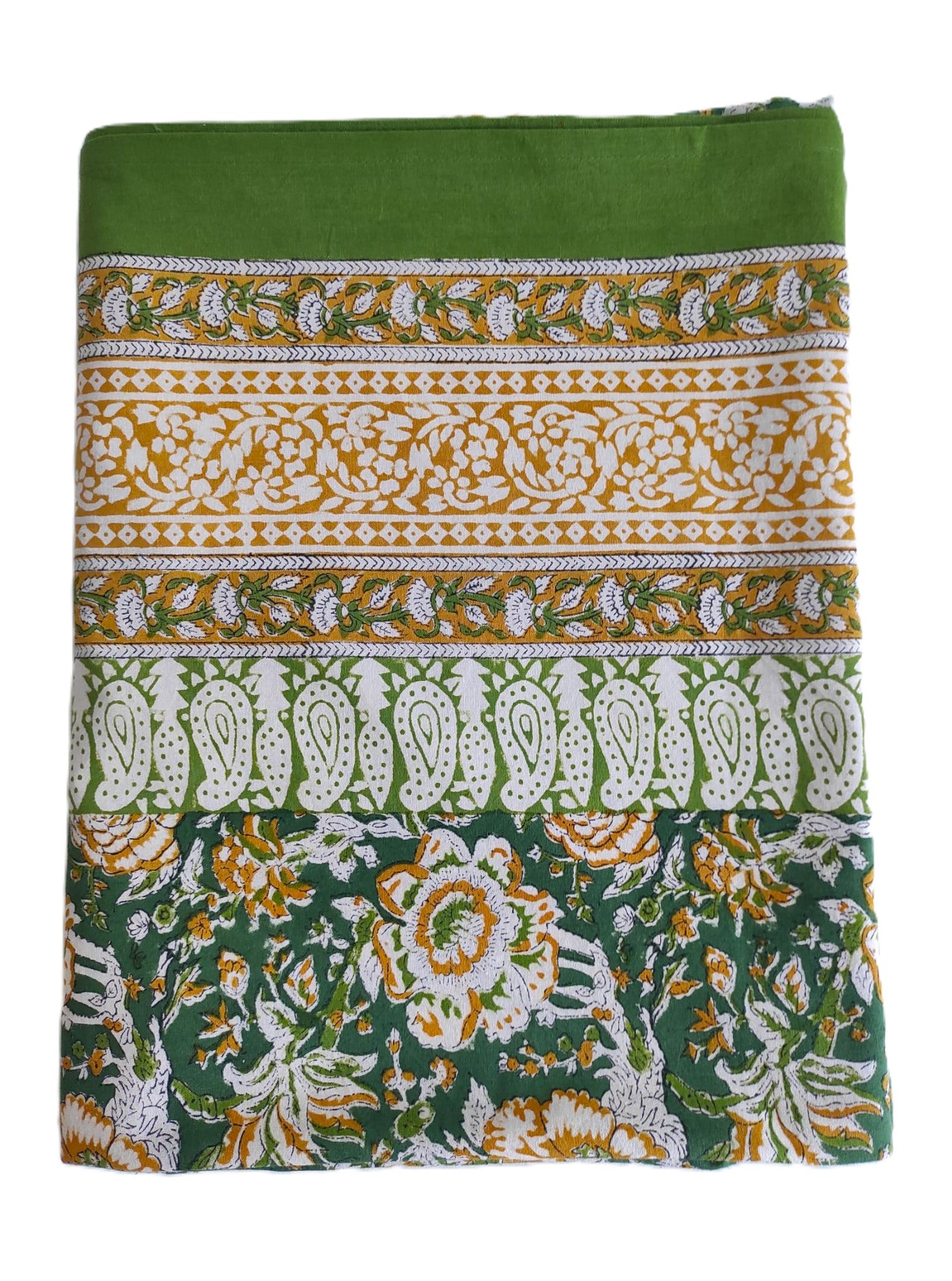 Nappe rectangulaire 6 places en coton Block Print indien vert olive, ocre et écru, avec motifs floraux et bordure décorative.